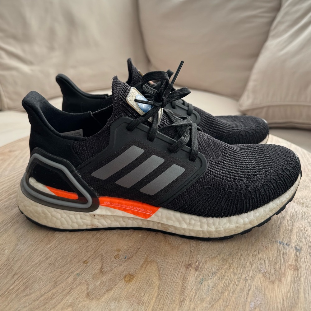 ADIDAS Ultraboost 20 Women’s NASA Flyknit Boost in Space Black Size 7 - Picture 8 of 10